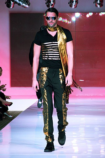Jean Paul Gaultier. Mens Fashion Week Fall/Winter 2011 at Plaza Indonesia. Jakarta. [Foto: Mohammad Abduh/Wolipop]