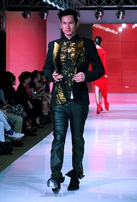 Jean Paul Gaultier. Mens Fashion Week Fall/Winter 2011 at Plaza Indonesia. Jakarta. [Foto: Mohammad Abduh/Wolipop]