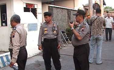 Gereja-gereja di Tegal Dijaga Ketat
