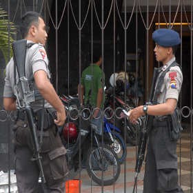 Pasca Bom Bunuh Diri di Solo, Pengamanan Gereja-gereja Diperketat
