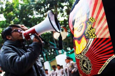 Dari Jalan Agus Salim, Aktivis HAM Serukan Perdamaian Myanmar