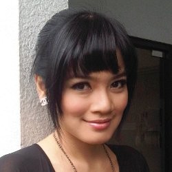 Ini Dia Tips Tampil Cantik ala Titi Kamal