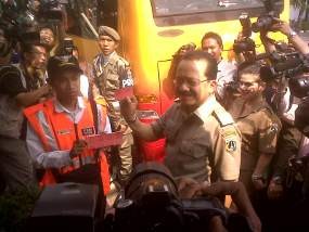 Foke Resmikan Feeder Busway Koridor 1-3