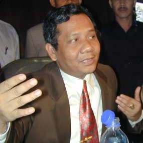 Mahfud MD Jadi Saksi Meringankan untuk Zainal Arifin
