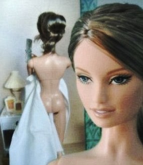 Pose Bugil Scarlett Johansson Jadi Trendsetter