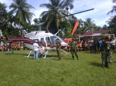 Helikopter SAR Tiba di Bahorok, Warga Berkerumun