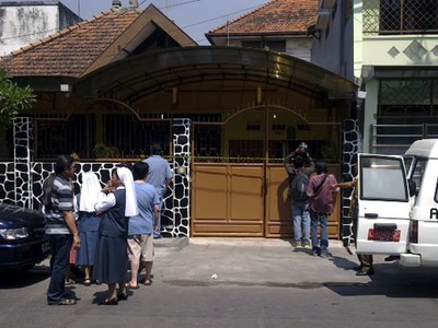 Seorang Wanita Tewas, Diduga Dibunuh