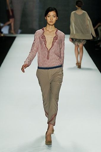 Vivienne Tam, Spring/Summer 2012. New York Fashion Week Spring/Summer 2012. [Photo by Frazer Harrison/Getty Images for Mercedes-Benz Fashion Week]