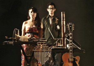 Duo Elektronik Etnik Jakarta, Parisude, Rilis Album Mini Perdana