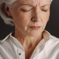 Mengurangi Sakit Menopause Bisa dengan Akupunktur
