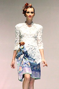 Sebastian Gunawan World Batik Summit 2011 Indonesia: Global Home of Batik  at Jakarta Convention Center. Senayan. Jakarta. [Foto: Mohammad Abduh/Wolipop]