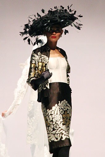 Chossy Latu, Indonesia: Global Home of Batik World Batik Summit 2011 at Jakarta Convention Center. Jakarta. Foto: Mohammad Abduh/Wolipop]