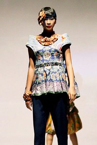 Sebastian Gunawan World Batik Summit 2011 Indonesia: Global Home of Batik  at Jakarta Convention Center. Senayan. Jakarta. [Foto: Mohammad Abduh/Wolipop]