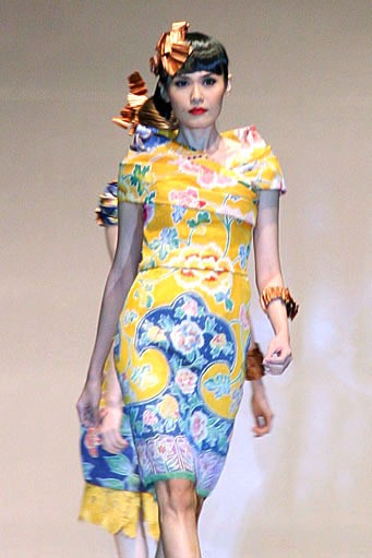 Sebastian Gunawan World Batik Summit 2011 Indonesia: Global Home of Batik  at Jakarta Convention Center. Senayan. Jakarta. [Foto: Mohammad Abduh/Wolipop]