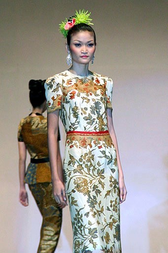 Lu Kun, Indonesia: Global Home of Batik World Batik Summit 2011 at Jakarta Convention Center. Jakarta. [Foto: Mohammad Abduh/Wolipop]