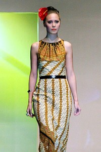 Lu Kun, Indonesia: Global Home of Batik World Batik Summit 2011 at Jakarta Convention Center. Jakarta. [Foto: Mohammad Abduh/Wolipop]