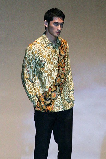 Danar Hadi, Indonesia: Global Home of Batik World Batik Summit 2011 at Jakarta Convention Center. Jakarta. [Foto: Mohammad Abduh/Wolipop]