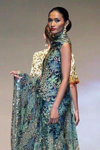 Danar Hadi, Indonesia: Global Home of Batik World Batik Summit 2011 at Jakarta Convention Center. Jakarta. [Foto: Mohammad Abduh/Wolipop]