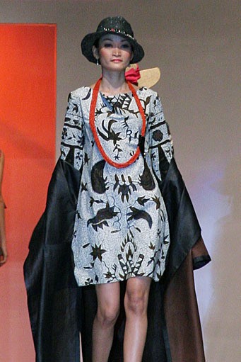 Kaoru, Indonesia: Global Home of Batik World Batik Summit 2011 at Jakarta Convention Center. Jakarta. [Foto: Mohammad Abduh/Wolipop]