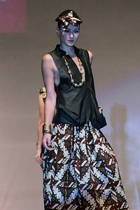 Kaoru, Indonesia: Global Home of Batik World Batik Summit 2011 at Jakarta Convention Center. Jakarta. [Foto: Mohammad Abduh/Wolipop]