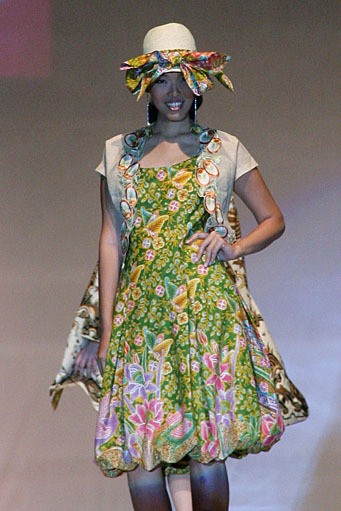 Kaoru, Indonesia: Global Home of Batik World Batik Summit 2011 at Jakarta Convention Center. Jakarta. [Foto: Mohammad Abduh/Wolipop]