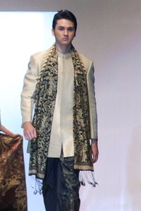 Ramli Indonesia: Global Home of Batik. World Batik Summit 2011 at Jakarta Convention Center. Jakarta. [Foto: Mohammad Abduh/Wolipop]