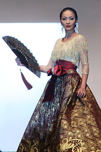 Ramli Indonesia: Global Home of Batik. World Batik Summit 2011 at Jakarta Convention Center. Jakarta. [Foto: Mohammad Abduh/Wolipop]