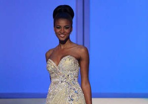 Aneka Keterangan Soal Kedatangan Miss Universe ke Polda Jabar