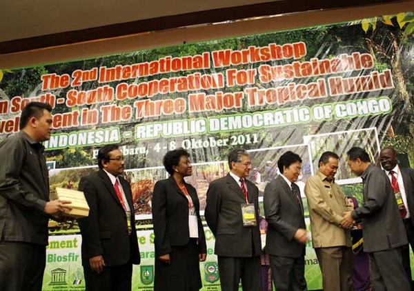 Menhut Buka South of South Cooperation