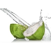 Minum Air Kelapa Bikin Kurus atau Gemuk?
