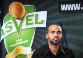 Tony Parker Bersiap Pulang Kampung