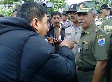 Kantor LSM di Cipayung Dirobohkan, Sekjennya Ngamuk