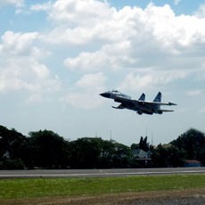 TNI Butuh Jet Tempur & Kapal Selam Daripada Tank & Meriam