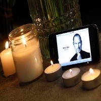 Pengguna Twitter di Arab Kehilangan Steve Jobs