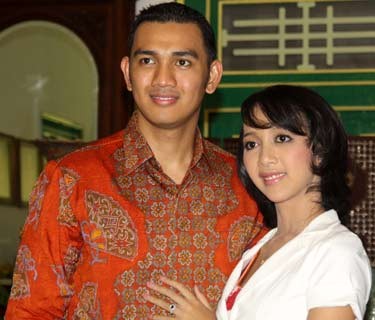 Jelang Royal Wedding Yogya, Calon Mempelai Olahraga & Minum Jamu