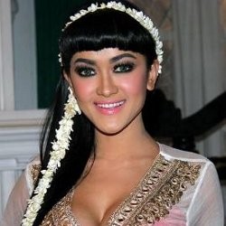 Julia Perez Tak Sulit Pelajari Organ Vital Pria
