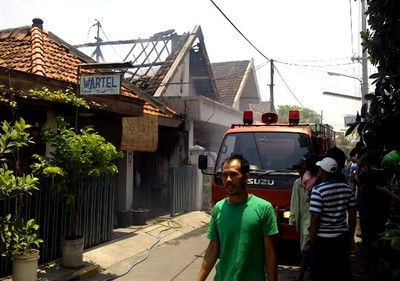 Rumah di Jolotundo Terbakar