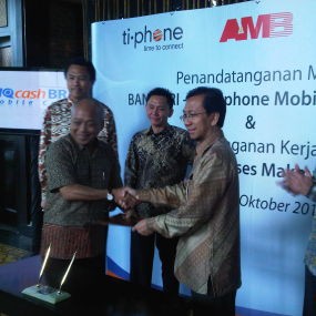 BRI Gaet Ti-phone Mobile & AMB Tingkatkan Transaksi Online
