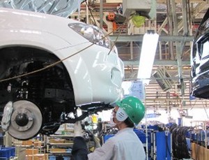 Toyota Paksa Pemasok Suku Cadang Turunkan Harga