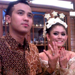 Thalita Latief Resmi Dipinang Dennis Lyla
