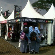 Berburu Baju di Hari Terakhir Kickfest Yuk! 