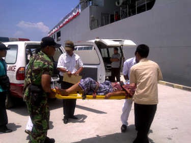 KRI Soeharso, RS Terapung di Pantai Belitung Nan Tenang