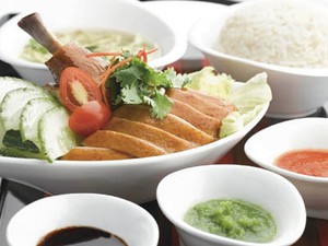 Yuk, Jajan Laksa dan Rojak!