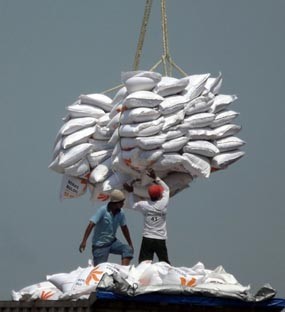 DPRD Malang Tak Masalahkan Beras Impor untuk Raskin