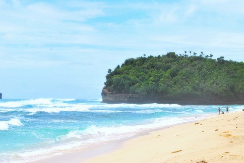 Traveling Pantai Gua Cina Pasir Putih Alami Dan Eksotis