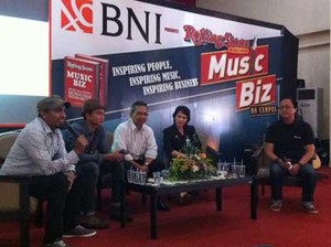 Workshop Music Biz On Campus di Palembang Berjalan Seru