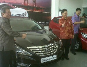 Hyundai Kenalkan Sonata dan Grand Avega di Kota Pempek