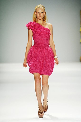 Tadashi Shoji, Spring/Summer 2012. New York Fashion Week Spring/Summer 2012. [Photo by Frazer Harrison/Getty Images for Mercedes-Benz Fashion Week]