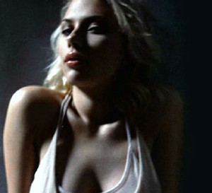Hacker Penyebar Foto Bugil Scarlett Johansson Dibekuk