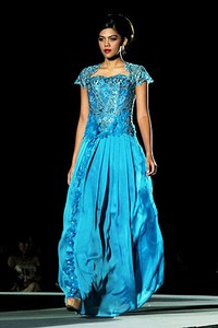 Valentino Napitupulu The Touch of Art. IPMI Trend Show 2012 at Plaza Bapindo. Jakarta. [Foto: Mohammad Abduh/Wolipop]